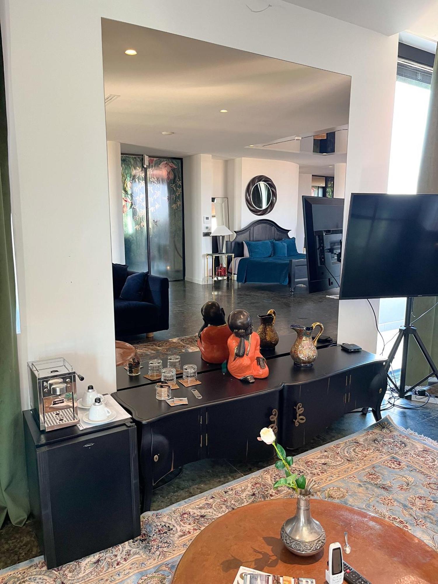The Babe Boutique Hotel Belgrado Buitenkant foto